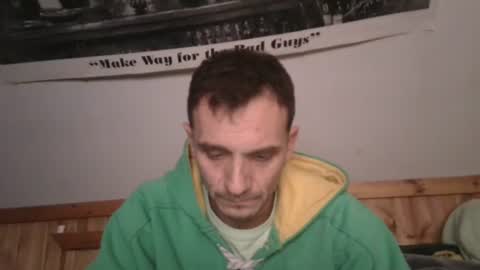 Snapshot of bennymn chatting on January 1, 4:07 am benny and innocentvixon online show from January 1, 4:07 am