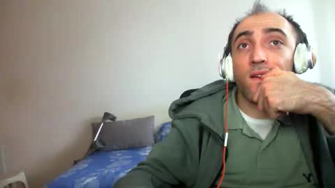 bentish online show from March 21, 1:37 pm