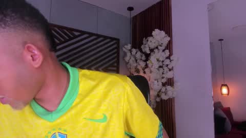 bento_fox online show from January 13, 2:38 am