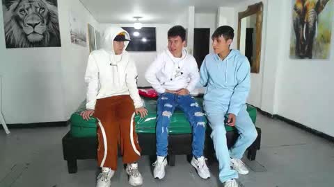 benz boys online show from October 31, 11:35 am