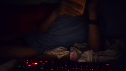 beto19940 online show from December 2, 8:17 am