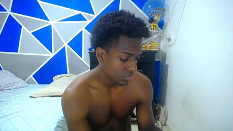 big_black11 online show from December 13, 9:47 am