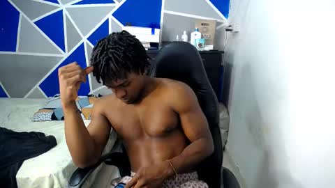 big_black11 online show from October 5, 5:33 am