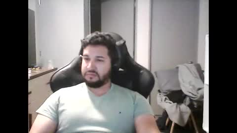 Snapshot of big_latin_boy_full_cum chatting on December 23, 11:36 am latinBoyHuge online show from December 23, 11:36 am