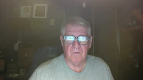 bigbeerdrinker online show from April 30, 3:57 am