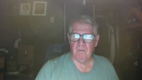 bigbeerdrinker online show from April 26, 4:21 am