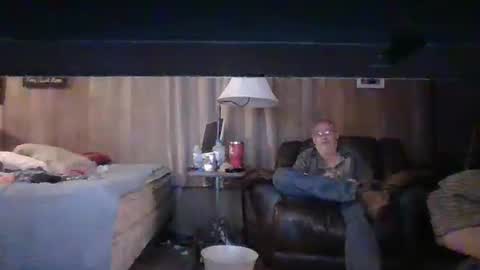 Snapshot of bigbenidick1 chatting on October 28, 10:34 pm BB online show from October 28, 10:34 pm