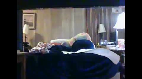 Snapshot of bigbenidick1 chatting on December 27, 11:21 pm BB online show from December 27, 11:21 pm