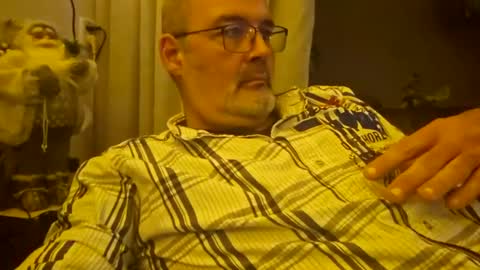 bigbibear88 online show from December 9, 9:54 pm
