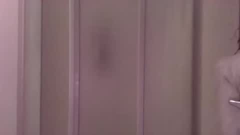 bigdickenergy2220 online show from October 14, 5:25 am