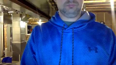 Snapshot of bigdickshowoff9877 chatting on February 15, 7:49 am Bigdickshowoff9877 online show from February 15, 7:49 am