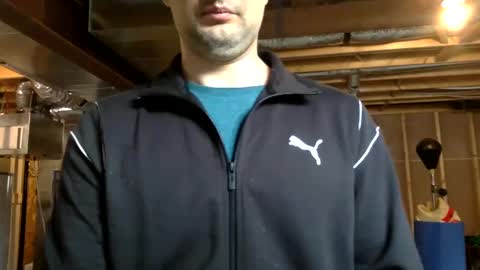 Snapshot of bigdickshowoff9877 chatting on March 9, 3:27 pm Bigdickshowoff9877 online show from March 9, 3:27 pm