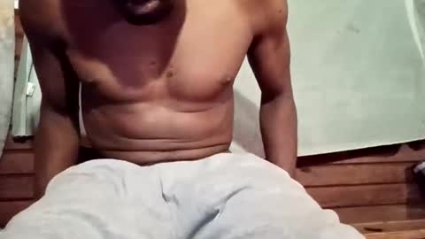 Snapshot of biggbic36 chatting on October 30, 8:16 am biggbic36 online show from October 30, 8:16 am