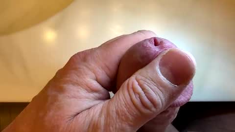 Bigheadstroker400 online show from November 2, 11:31 pm