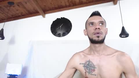 andres online show from February 21, 9:45 am