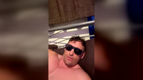 billy890889 online show from May 11, 12:34 am