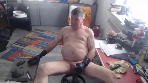 bilutz777 online show from March 29, 12:05 pm