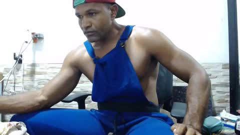 black_latino6 online show from November 3, 3:21 am