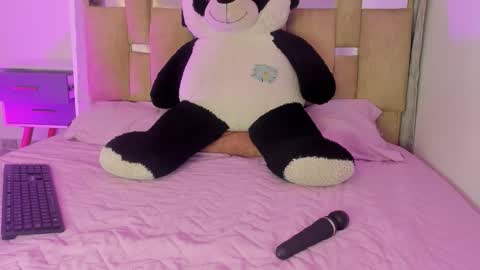 B L A C K  R O S E  online show from February 5, 11:50 am