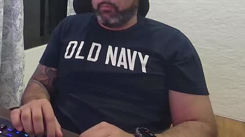 Snapshot of blackfirebird chatting on October 11, 6:06 am blackfirebird online show from October 11, 6:06 am