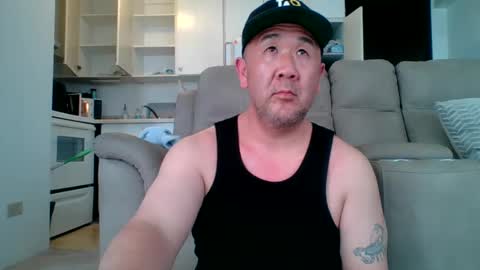 Snapshot of blayne711 chatting on December 8, 7:11 pm blayne711 online show from December 8, 7:11 pm