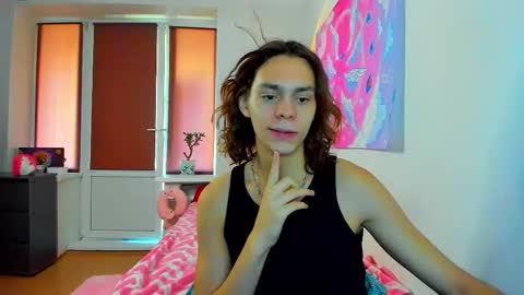 Snapshot of blazet0ne chatting on October 9, 8:52 am David online show from October 9, 8:52 am