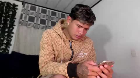 blue_kyle online show from February 5, 2:18 am