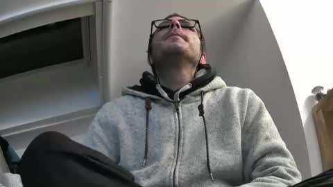 bo22222222 online show from November 30, 9:17 pm