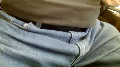 bobbie420_ online show from April 29, 1:43 am