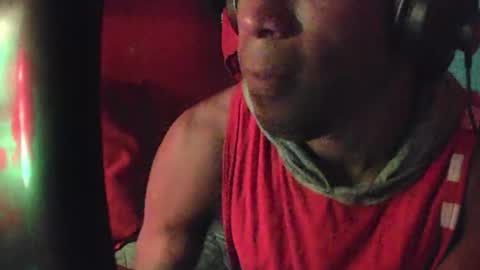 Snapshot of boss_playa98 chatting on October 26, 8:38 am boss_playa98 online show from October 26, 8:38 am
