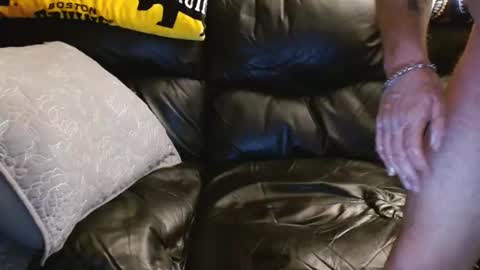 bostonguy1969 online show from February 27, 5:08 am