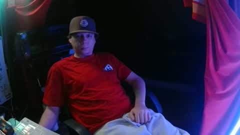 Bowerboi1217 online show from December 2, 10:40 am