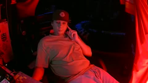 Bowerboi1217 online show from November 21, 7:40 am