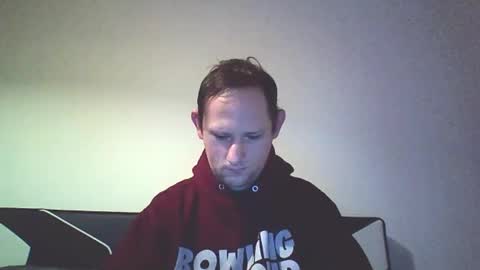 boy62 online show from December 17, 8:23 am