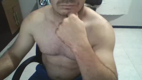 boy_fitbrutal online show from February 7, 11:55 pm