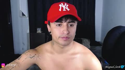 boy_nauthy online show from October 2, 6:28 am