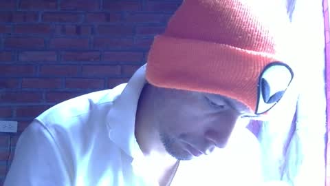 Boy online show from January 11, 2:54 pm