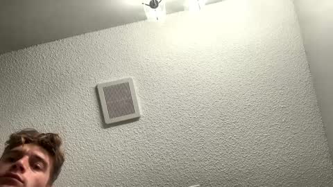 boynekstdoorr online show from October 4, 10:09 am