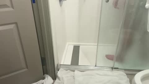 BoyToyBenny online show from November 20, 8:46 am