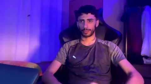 boyzinm2 online show from September 15, 6:04 am