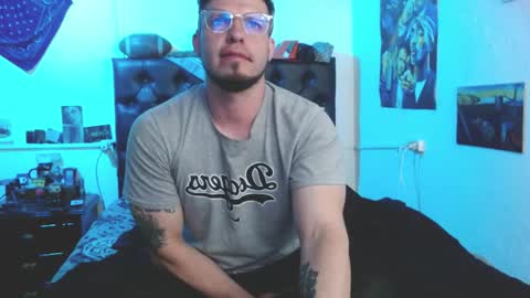 brad hot boy online show from March 28, 7:47 pm