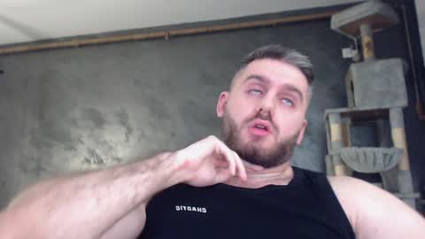 Snapshot of brad_pittfall chatting on January 1, 5:11 pm ask me online show from January 1, 5:11 pm