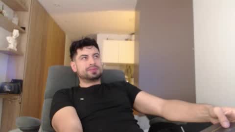 Snapshot of bradley_muscle chatting on October 24, 6:42 pm Bradley online show from October 24, 6:42 pm