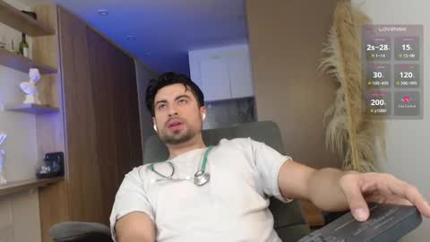 Snapshot of bradley_muscle chatting on March 7, 10:13 am Bradley online show from March 7, 10:13 am