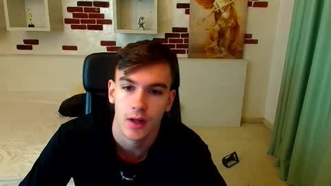 BradyFlint online show from December 4, 5:14 am