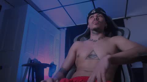 brasi_ online show from October 3, 6:57 pm