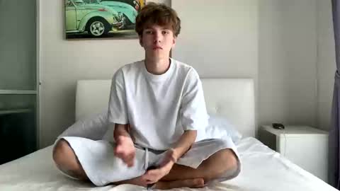 Snapshot of braxiboy chatting on October 10, 8:19 am Brax online show from October 10, 8:19 am