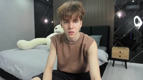 Snapshot of braxiboy chatting on December 27, 10:23 am Brax online show from December 27, 10:23 am