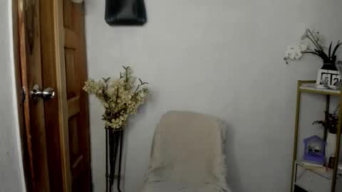 brazeen online show from December 14, 7:54 pm