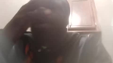 Snapshot of breeze316 chatting on October 22, 10:08 am breeze316 online show from October 22, 10:08 am